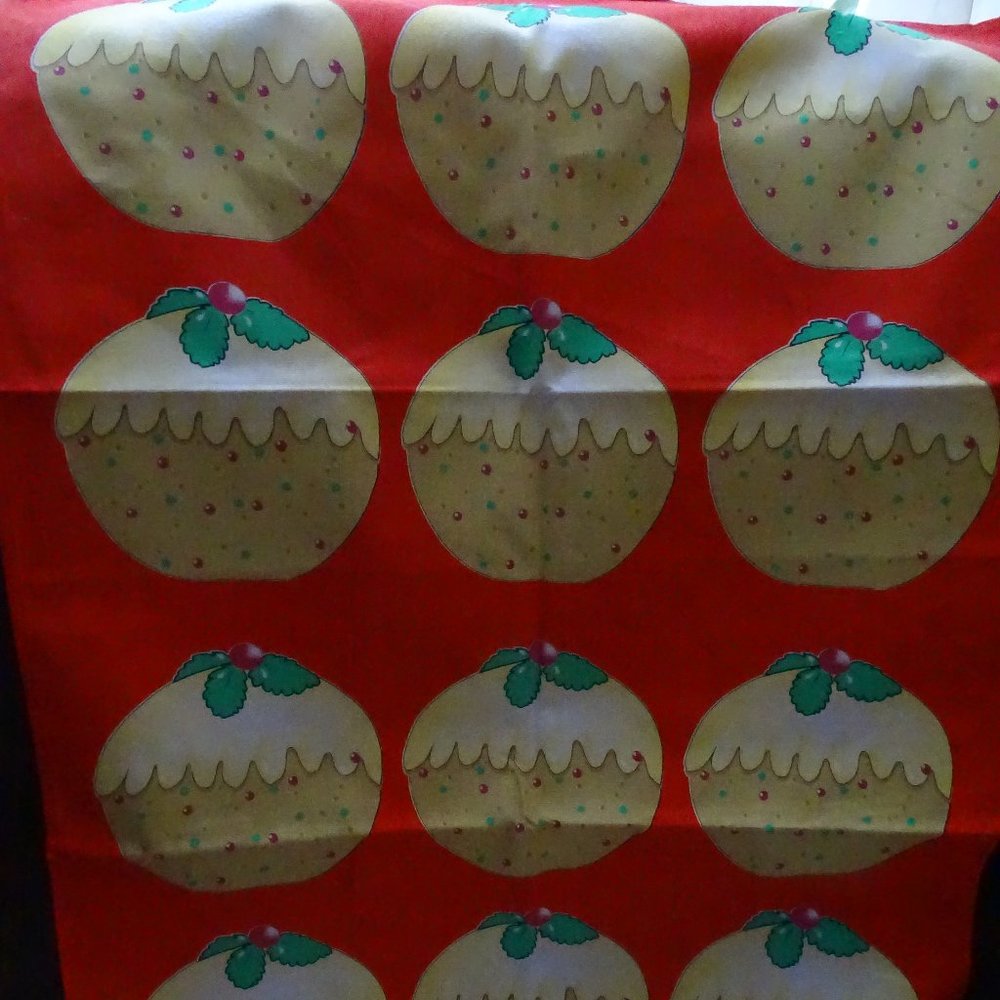 CHRISTOPHER VINE DESIGN Plum Pudding Cotton Tea Towel